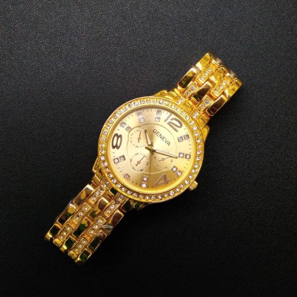 Жіночий годинник Geneva Gold 7223 фото